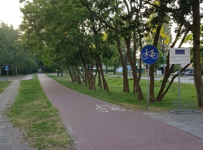 Kawalerka - Parking - Moniuszki 20 - 10 Min Do Plazy * Świnoujście